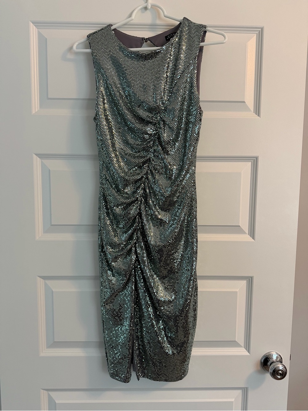 VENUS Silver-Green Sequined Ruched Midi Dress